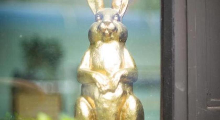 The Rabbit'S Hole Hostel Bangkok Exterior foto